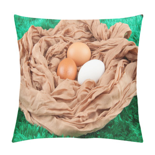 Personality  Beige, Brown, White Chicken Eggs In Nest Made Of Cloth Sack On Green Background Pillow Covers