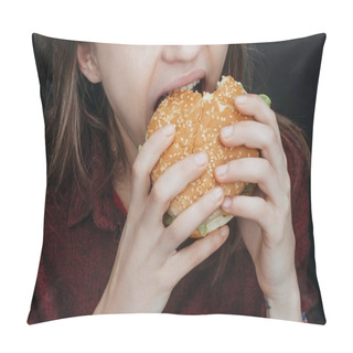 Personality  Cropped View Of Girl Biting Tasty Hamburger  Pillow Covers