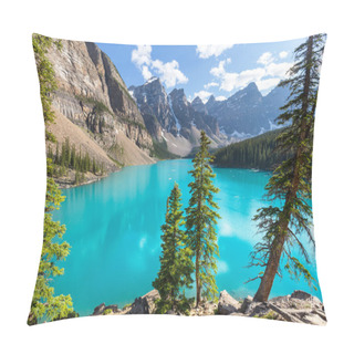Personality  Beautiful Moraine Lake Pillow Covers