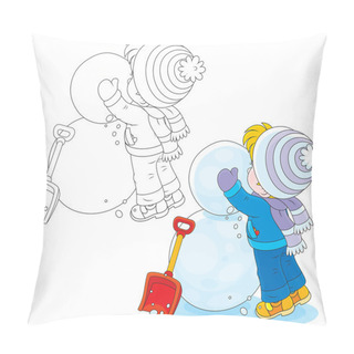 Personality  Child Makes A Snowman Pillow Covers