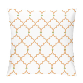 Personality  Quatrefoil Gold Lines Seamless Pattern. Oriental Net Tiles Design Classic Decorative Ornament. Pillow Covers