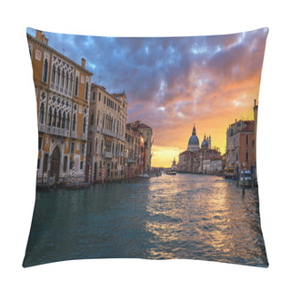 Personality  Sunrise In Venice. Image Of Grand Canal In Venice, With Santa Ma Pillow Covers