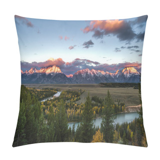 Personality  Snake River Overlook Pillow Covers