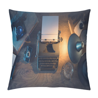 Personality  Retro  Journalist's Desk Pillow Covers