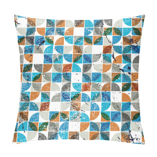 Personality  Old Scratched And Spotted Mosaic Seamless Background, Vector Ret Pillow Covers