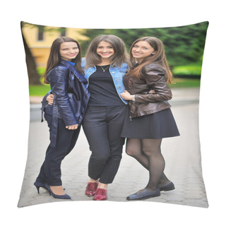 Personality  Young Beautiful Girls Walking In The Park. Pillow Covers
