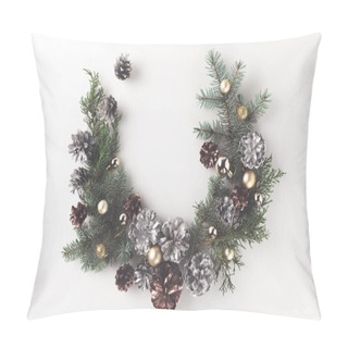 Personality  Christmas Wreath Made Of Fir Branches Pillow Covers