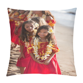 Personality  Young Pretty Hula Dancers Pillow Covers