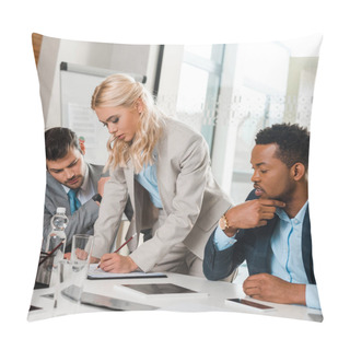 Personality  Attractive Businesswoman Writing In Notebook Near Attentive Multicultural Colleagues Sitting At Desk In Conference Hall Pillow Covers