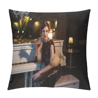 Personality  Portrait Of 20s Style Festive Beauty In A Restaurant. Young Beautiful Woman In Art-deco Style, In Black Dress In A Luxurious Interere Chicago 20s, The Era Of Gangsters. Singer At The White Piano Pillow Covers