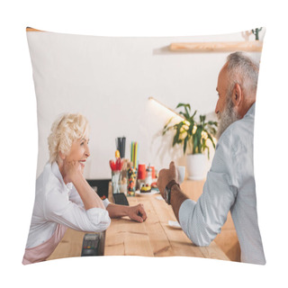 Personality  Cafe Worker And Visitor Having Conversation Pillow Covers