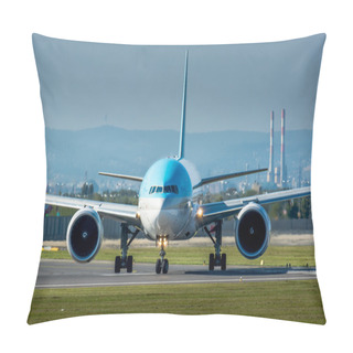 Personality  Aeroplane On The Runway Pillow Covers