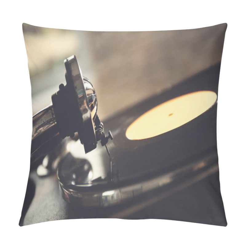 Personality  Old gramophone player  pillow covers