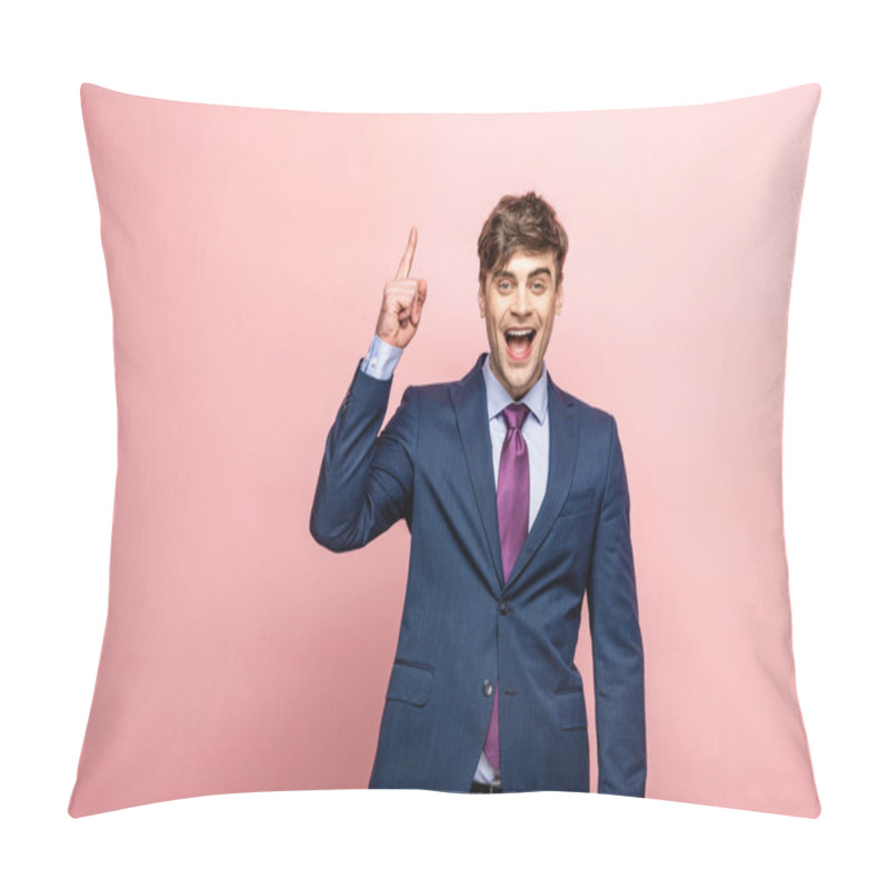 Personality  Happy Businessman Showing Idea Sign And Looking At Camera On Pink Background Pillow Covers