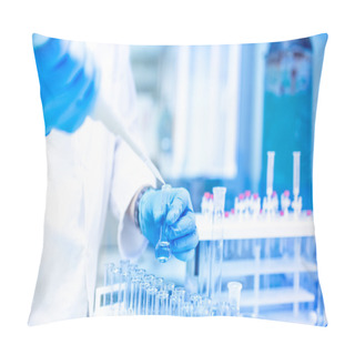 Personality  Medical Scientist And Chemist In Laboratory Using  An Pipette Or Dropper For Liquid Samples Pillow Covers