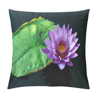 Personality  Waterlily Pillow Covers