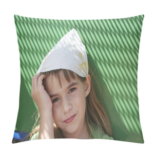 Personality  Sad Little Girl With Green Background Pillow Covers