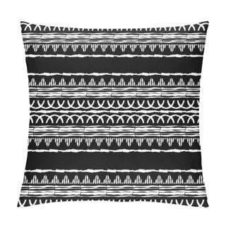 Personality  Design With Manual Hatching. Ethnic Boho Ornament. Seamless Background. Tribal Motif. Vector Illustration For Web Design Or Print. Pillow Covers