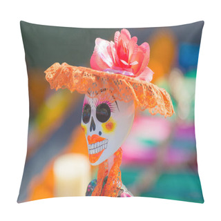 Personality  Skeleton Sculpture During Day Of The Dead Pillow Covers