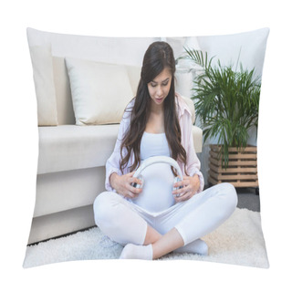 Personality  Pregnant Woman Holding Headphones Over Belly Pillow Covers