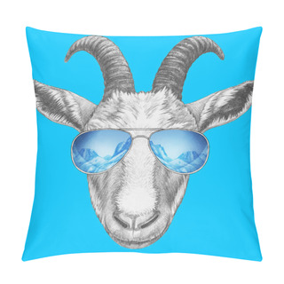 Personality  Funny Sketch Portrait Of Goat In Aviator Sunglasses With Reflection Of Mountains On Blue Pillow Covers