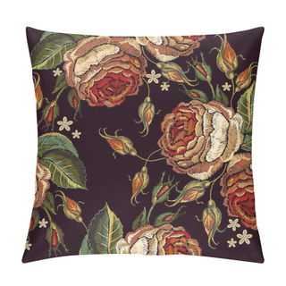 Personality  Embroidery Vintage Roses Seamless Pattern. Template For Clothes, Pillow Covers