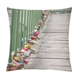 Personality  Love Padlocks On Bridge Pillow Covers