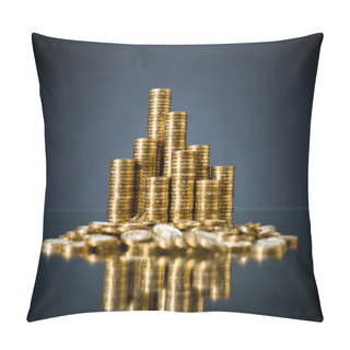 Personality  Very Many Rouleau Gold Monetary Or Change Coin, On Dark Background Pillow Covers