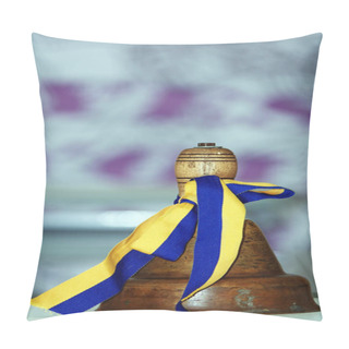 Personality  School Copper Bell Bell For Graduation And Graduation Holidays Pillow Covers