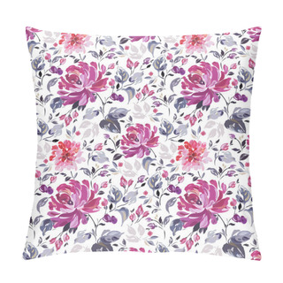 Personality  Seamless Pattern With Summer Flowers, Buds And Leaves. Pillow Covers