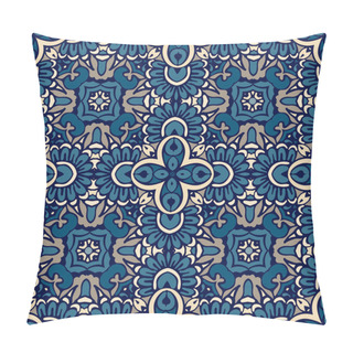 Personality  Abstract Damask Seamless Ornamental Pattern For Fabric And Tiles Pillow Covers