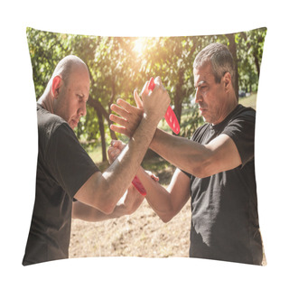 Personality  Sombrada Training Method Pillow Covers