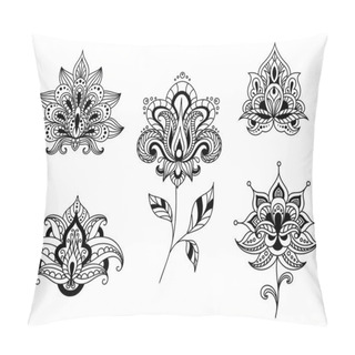 Personality  Black And White Floral Motifs Of Persian Paisleys Pillow Covers