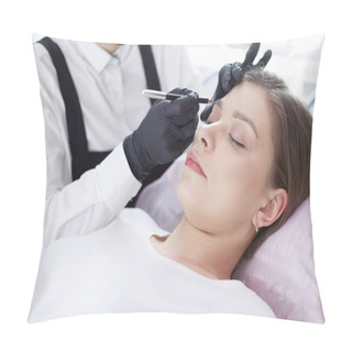Personality  Cosmetologist Applying Permanent Make Up On Eyebrows Pillow Covers