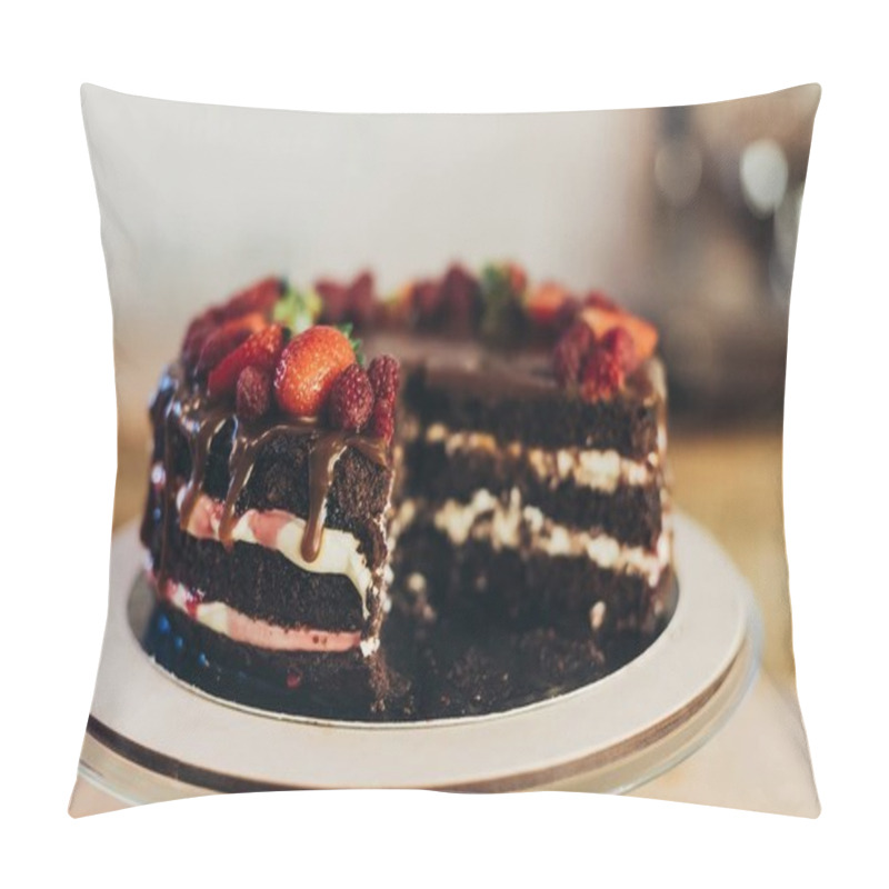 Personality  chocolate cake with fruits  pillow covers