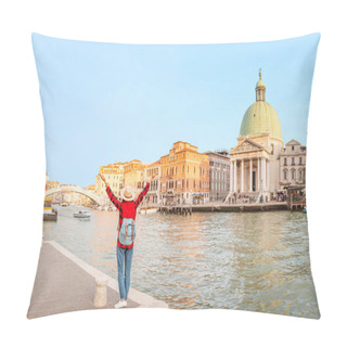 Personality  Happy Asian Woman Travels In Venice. Great View On The Famous Tourist Landmark Grand Canal. Italy Vacation Concept Pillow Covers