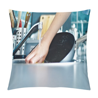 Personality  Washing Dishes Pillow Covers