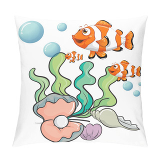 Personality  Fishes Under The Sea With A Pearl Pillow Covers