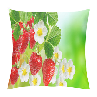 Personality   Farm Fresh Strawberriest Background Pillow Covers