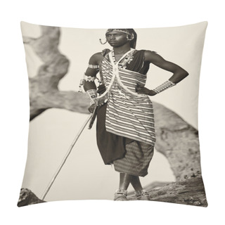 Personality  Proud Maasai Warrior With Traditional Headdress And Necklace In Loitoktok, Kenya. Pillow Covers