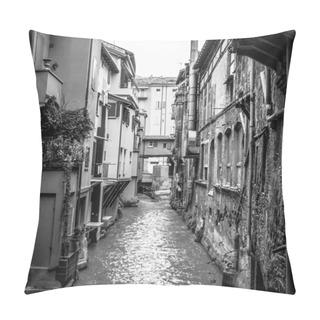 Personality  Beautiful View In The Medieval Center Of Bologna Pillow Covers