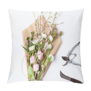 Personality  Bunch Of Spring Flowers On Wrapping Paper With Implements Pillow Covers