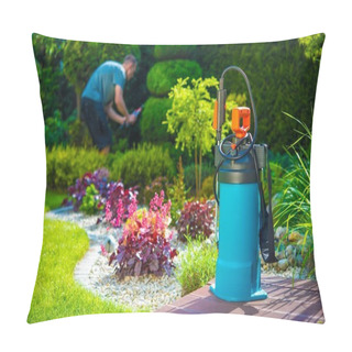 Personality  Pest Control Spraying Pillow Covers