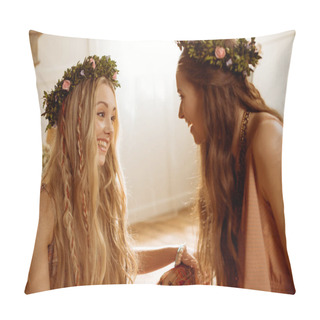 Personality  Bohemian Women In Floral Wreaths Pillow Covers