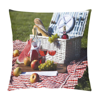 Personality  Picnic Basket Pillow Covers