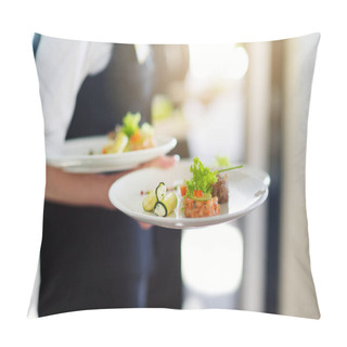 Personality  Waiter Carrying Plates With Dishes   Pillow Covers