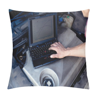Personality  Car Mechanic With Laptop Pillow Covers