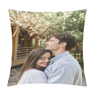Personality  Smiling Couple With Closed Eyes Embracing And Standing Near Vacation House At Background Outdoors Pillow Covers