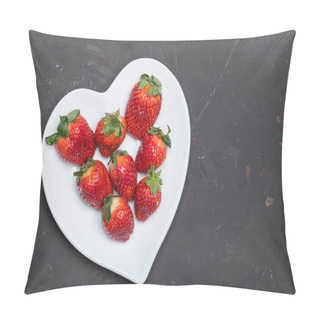 Personality  Strawberries On Heart Shaped Plate Pillow Covers