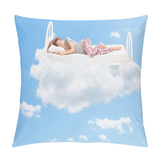Personality  Woman Sleeping In The Clouds Pillow Covers